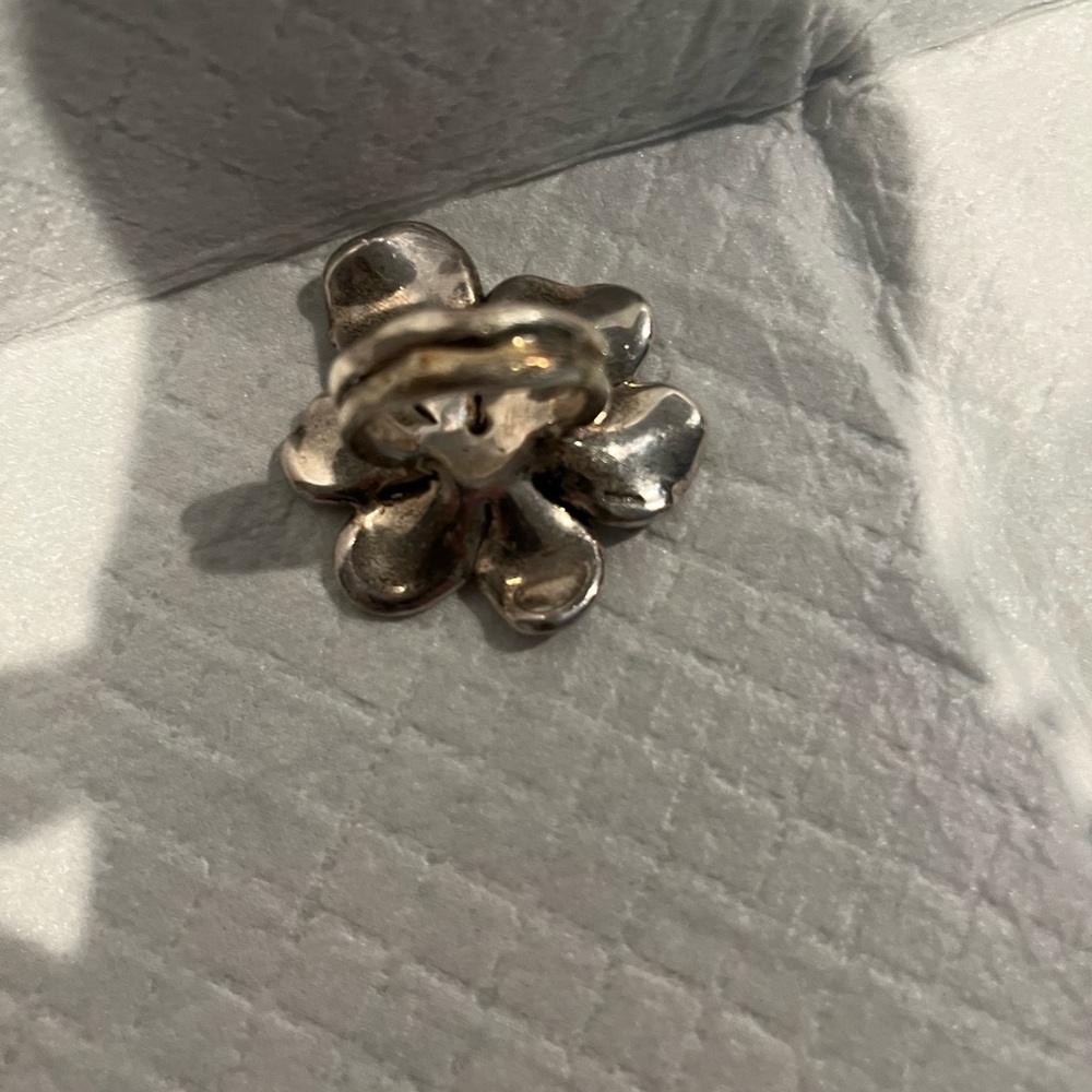 Bold Silver Sculptural Ring with Floral Design